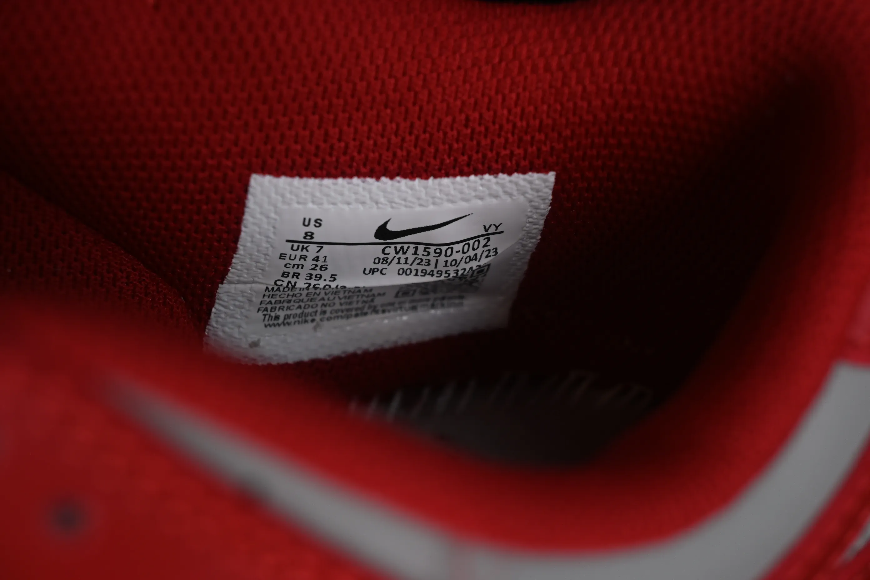 All Categories Nk SB Dunk Series Nk SB Dunk Low Low-top sneakers Nk SB Dunk Low Gray and red color Low-top casual sports skateboard shoes CW1590-0002